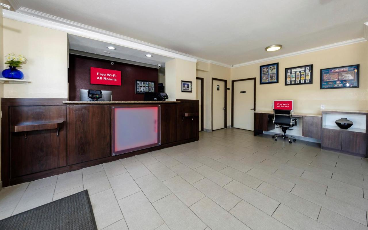 Red Roof Inn Arlington - Entertainment District Eksteriør bilde